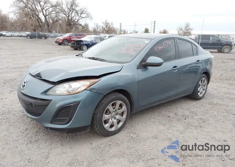 2011 Mazda Mazda3 I Sport z USA, uszkodzony, nr VIN JM1BL1UF6B1403904